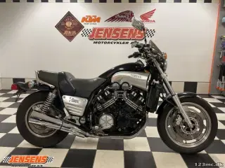 Yamaha V-Max