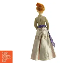 Dukke med gallakjole fra Barbie