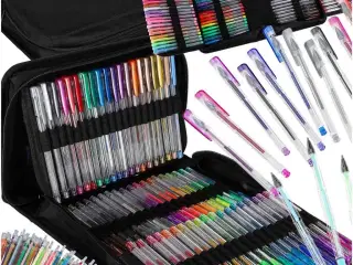 Farvede gelpenne med etui – 100 stk + 100 refills