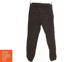Brune fløjsbukser fra H&M (str. 134)