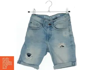 Denimshorts fra H&M (str. 134)