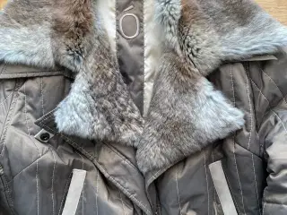 Lækker BISON damefrakke