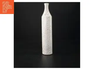 Perforeret porcelænsvase (str. 27,5 cm)