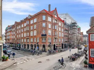 Penthouse-kontor i hjertet af København med elevator