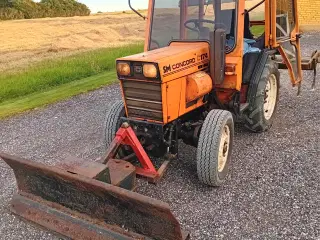 SM KOMPAKT C174 minitraktor 