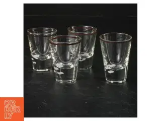 Sæt med 4 glas (str. 4 styk. ø. 4,5 cm. længde, 6 cm)