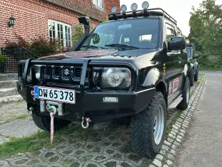 Suzuki Jimny model 1,3 SE, årgang 2006. 