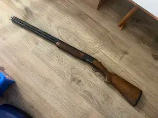 Beretta 692 Black Sporter Kal. 12 / 76 cm løb