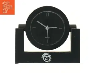 Sort bordklokke med NFF logo fra Norges Fotballforbund (str. 13x12 cm)