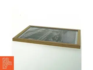 Indrammet sort-hvid fotografi fra Nielsen (str. 21x29,7 cm)