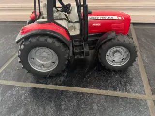 Bruder traktor