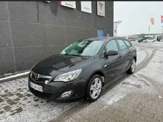 Opel Astra  1.7