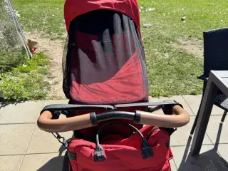 Emmaljunga NXT90B barnevogn i rød❤️