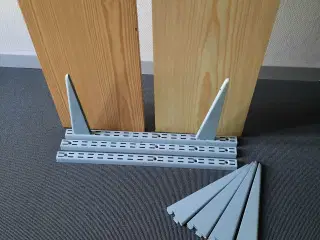 Hyldesystem Træ 2 plader 6 hyldebeslag