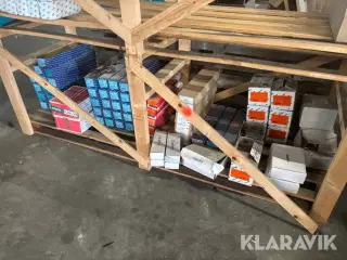 Skruer/Bolte/Beslag/Håndtag 6 kasser