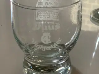 Glas fra Duus Vinkælder