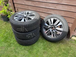 Dæk med fælge for Peugeot 2008