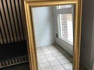 Fint vægspejl 