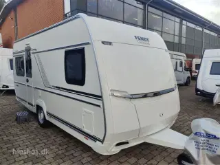 2025 - Fendt Bianco Selection 465 SFB    Fransk seng og rundsiddegruppe fra Hinshøj Caravan A/S