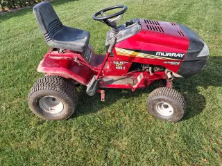 Havetraktor sælges  vil ikke  snarte  motor  dreje