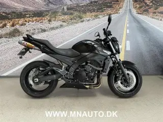 Suzuki GSR 600