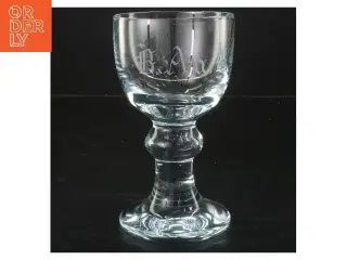 Glas med gravering (str. Ø 9,5 cm længde 16,5 cm)