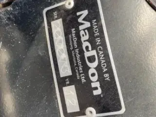 MacDon 40" Sælges i dele/for parts