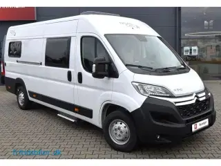 2024 - RoadCar R 640   Roadcar 640 165 Hk Den store rummelige camper med langsgående senge