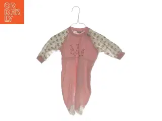 Heldragt fra Basic Accessories (str. 62/68)