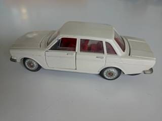 Volvo 144