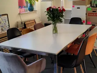 Spisebord Ansager 