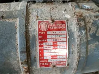 - - - El motor 0,55 kW