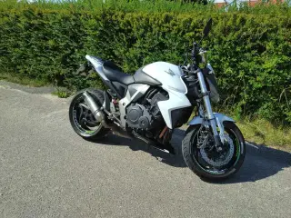 Honda cb1000r abs