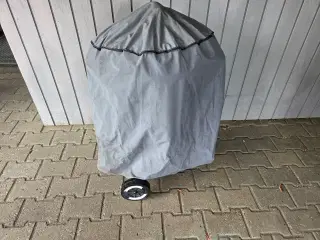 Weber kuglegril til kul 47 cm. (den lille)