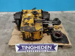 New Holland FX 38 Gearkasse sælges i dele/for parts