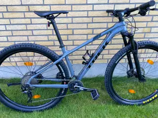 Mtb sælges trek x-caliber 9