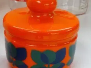 Søger med lys og lygte denne retro bøtte 🌺