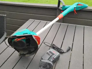 Buskrydder med batteri og aplader 