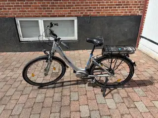 Elcykel med centermotor