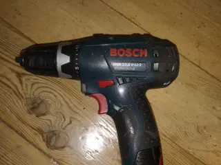 Blå Bosch boremaskine 