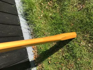 Stor propel i lakeret træ