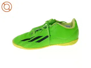 Indendørs fodboldsko fra Adidas (str. 32)