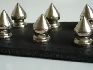 Bælte 2 rækker spikes
