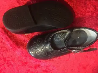Små pynte sko