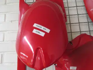 Hugger til SV650 03 ->
