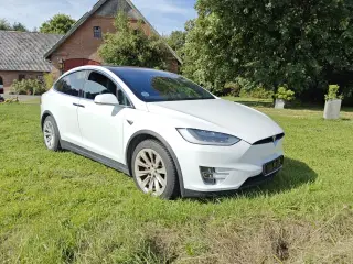 Tesla Model X  Long Range AWD