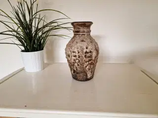 Flot West-Germany stentøjs vase.
