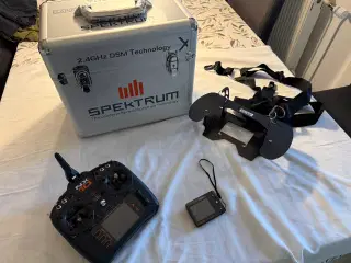 Spectrum udstyr og Multiplex Easyglider4 fly