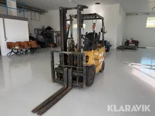 Truck Caterpillar GP15