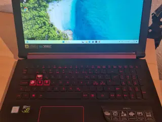 Gamerbærbar - Acer nitro 5